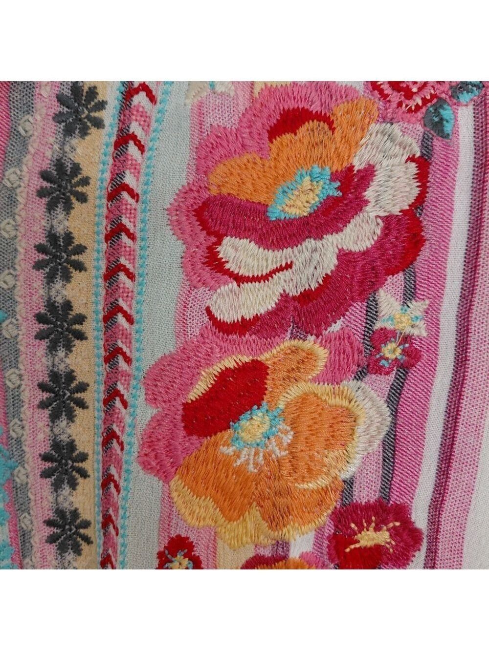 Boho Embroidered Floral Bell Sleeves Blouse Medium Spring Festival - Picture 5 of 9